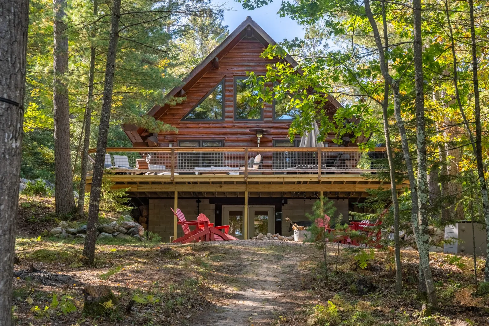 Pine & Dandy lakefront cabin